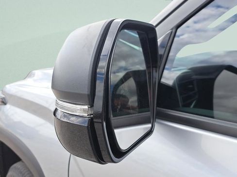 New 2026 Toyota Tundra SR5 AWD/4WD image 11