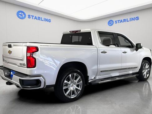 Used 2023 Chevrolet Silverado 1500 High Country w/ High Country Premium Package image 9