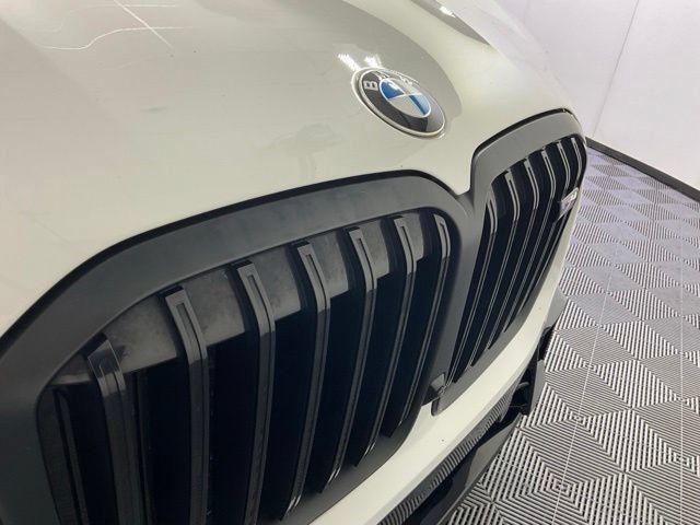 Used 2023 BMW X7 M60i w/ Executive Package AWD/4WD image 9