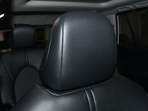 Used 2024 Toyota Grand Highlander FWD image 10