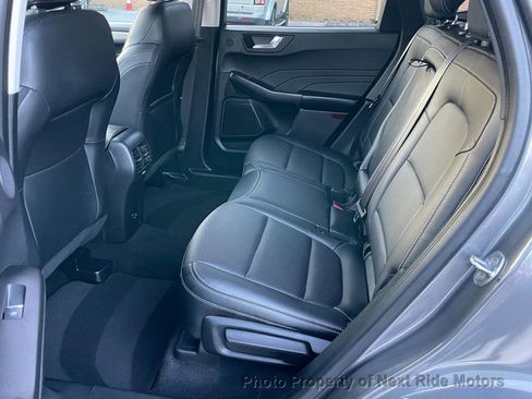 Used 2021 Ford Escape SEL w/ Technology Package image 11