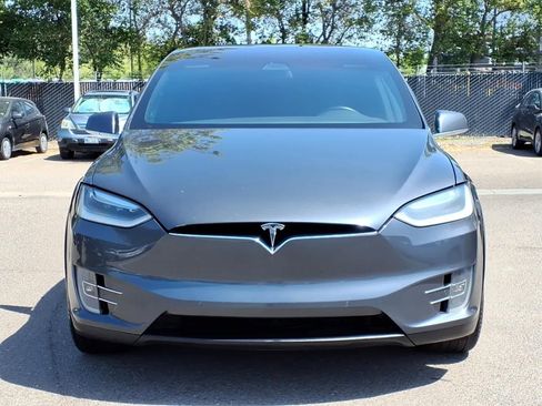 Used 2017 Tesla Model X 75D AWD/4WD image 2