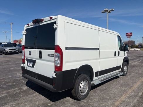 Used 2023 RAM ProMaster 2500 image 6