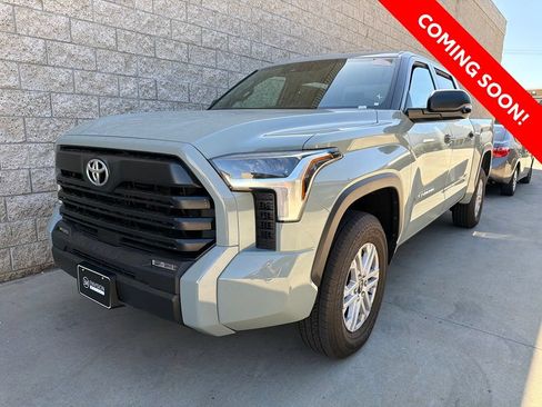 Used 2026 Toyota Tundra SR5 w/ SR5 Convenience Package AWD/4WD image 3