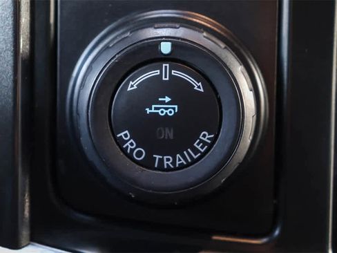 Used 2021 Ford F150 Lariat w/ Equipment Group 502A High image 24