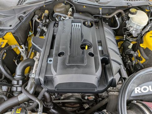 Used 2016 Ford Mustang Premium w/ Equipment Group 201A image 31