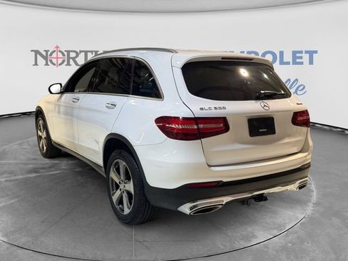 Used 2017 Mercedes-Benz GLC 300 4MATIC image 3