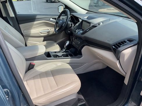 Used 2019 Ford Escape Titanium AWD/4WD image 19