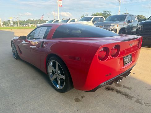 Used 2008 Chevrolet Corvette Coupe w/ Preferred Equipment Group RWD image 3