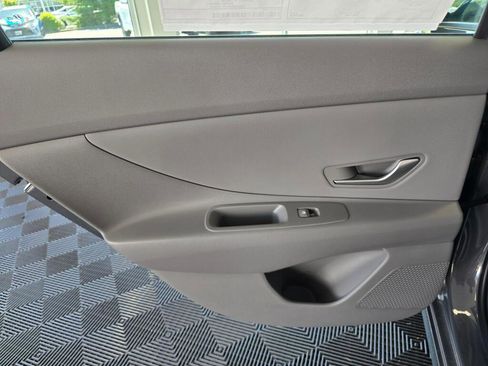 New 2026 Hyundai Elantra Sport FWD image 33