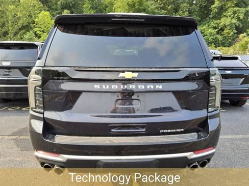 Used 2026 Chevrolet Suburban Premier AWD/4WD image 3