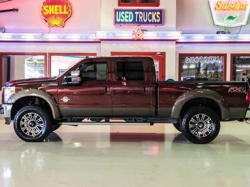 Used 2016 Ford F250 Lariat w/ Chrome Package image 10