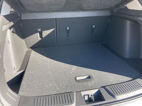 New 2026 Chevrolet Trax LT w/ Sunroof Package image 16