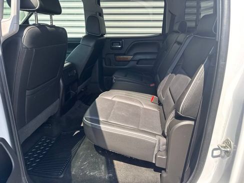 Used 2018 Chevrolet Silverado 1500 High Country AWD/4WD image 9