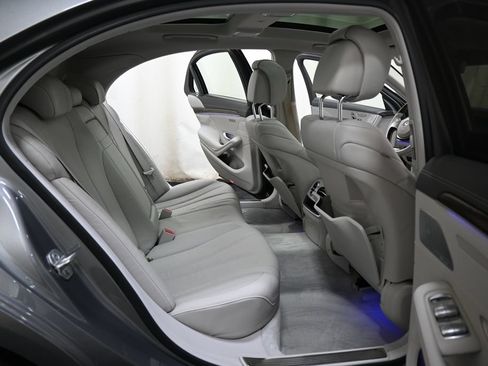 Used 2015 Mercedes-Benz S 550 Sedan image 13