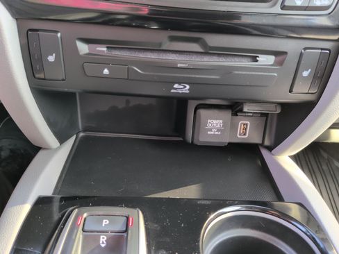 Used 2021 Honda Pilot Touring image 31