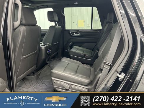 Used 2024 Chevrolet Tahoe LT w/ LT Signature Plus Package image 11