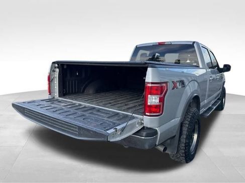 Used 2019 Ford F150 XLT w/ XTR Package image 14