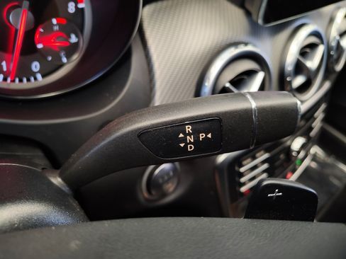 Used 2017 Mercedes-Benz GLA 250 image 21