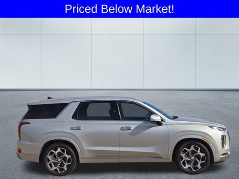 Used 2022 Hyundai Palisade Calligraphy image 3