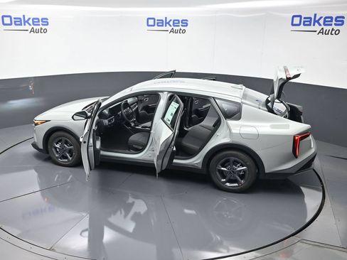 New 2026 Kia K4 FWD image 57