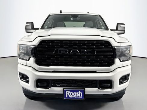 Used 2024 RAM 2500 Big Horn w/ Night Edition AWD/4WD image 2
