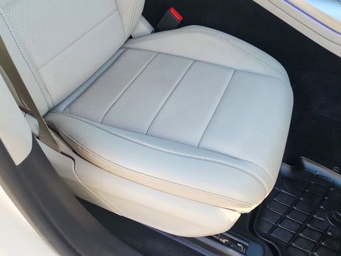 Used 2021 Mercedes-Benz GLE 350 4MATIC image 26