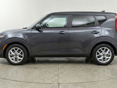 Used 2025 Kia Soul LX w/ LX Technology Package image 5