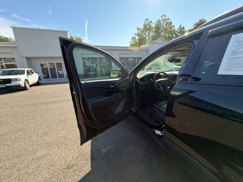 Used 2023 GMC Acadia AT4 w/ GMC Pro Grade Package AWD/4WD image 11