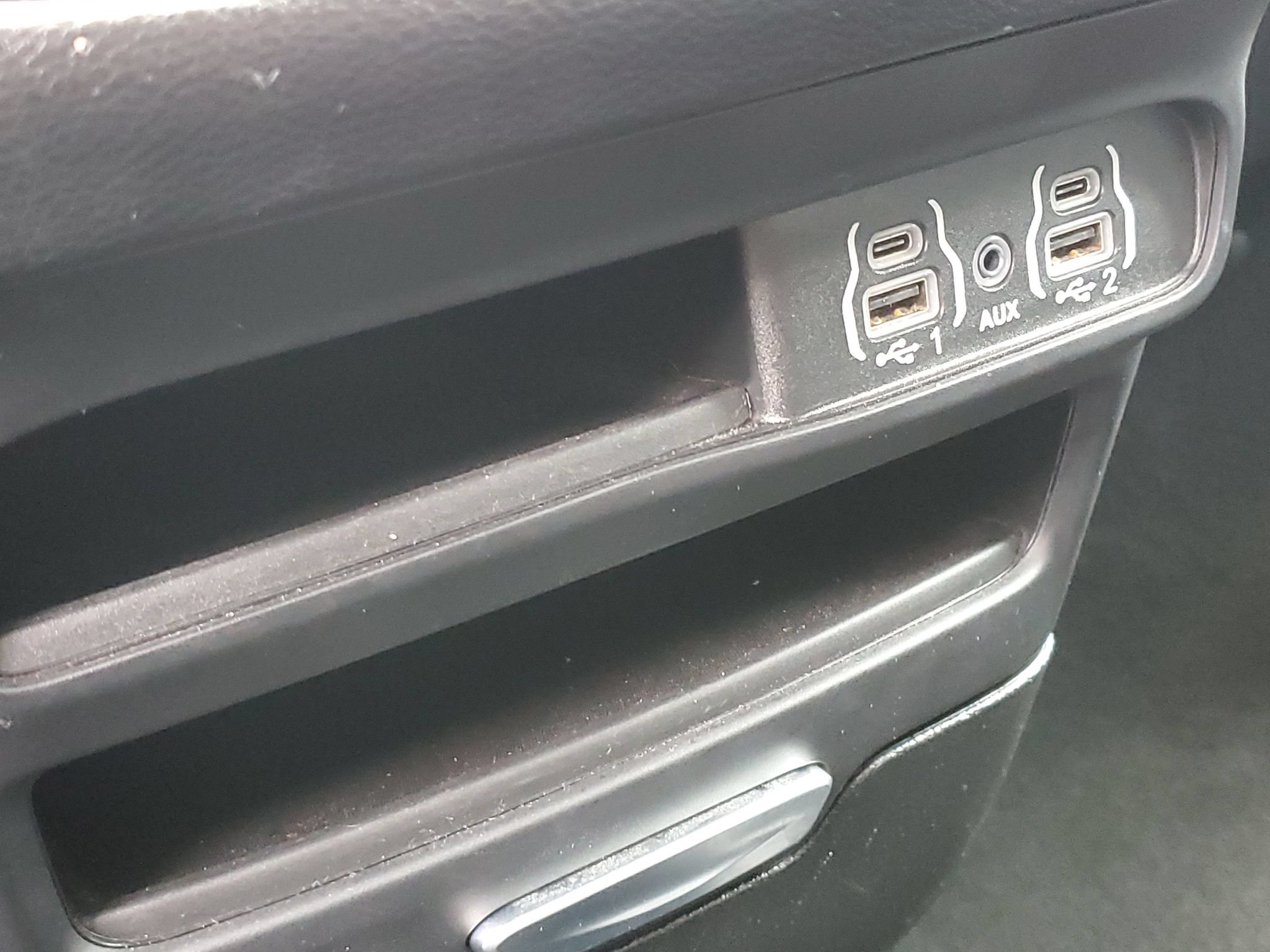 Used 2025 Chrysler Pacifica Select FWD image 20
