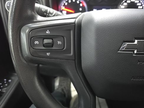 Used 2022 Chevrolet Silverado 1500 Custom Trail Boss AWD/4WD image 19