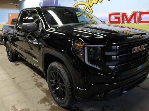 New 2026 GMC Sierra 1500 Elevation image 3