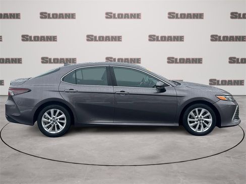 Used 2023 Toyota Camry LE image 6