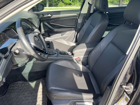 Used 2019 Volkswagen Jetta SE FWD image 14