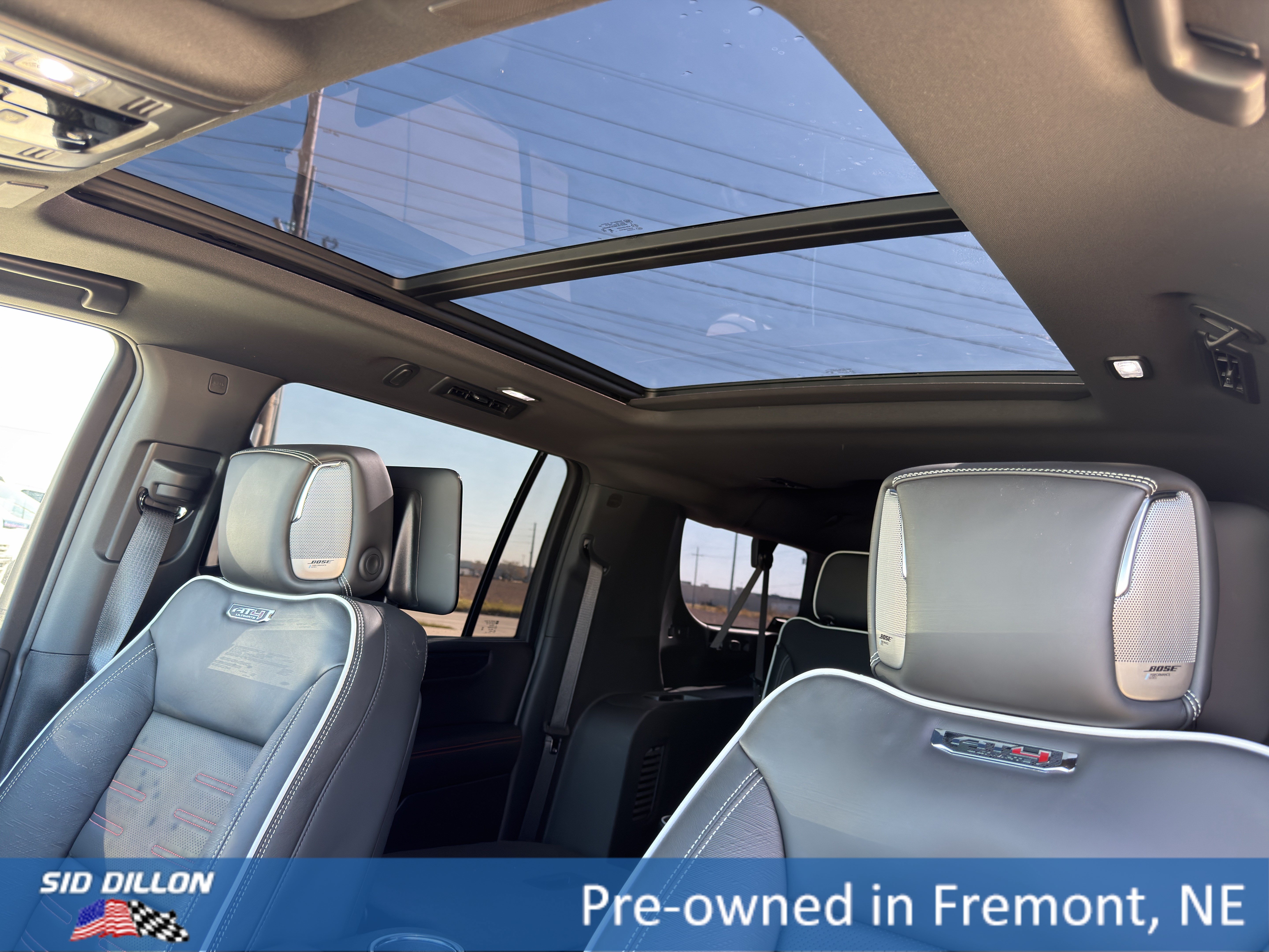 Certified 2026 GMC Yukon XL AT4 Ultimate AWD/4WD image 17