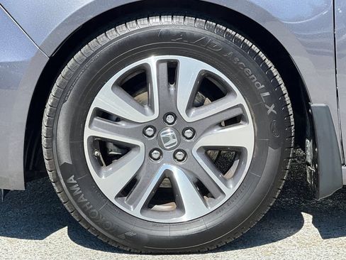 Used 2014 Honda Odyssey Touring Elite image 27
