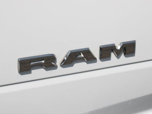 Used 2021 RAM 5500 Tradesman w/ Chrome Appearance Group AWD/4WD image 47