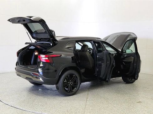 New 2026 Chevrolet Trax ACTIV w/ Driver Confidence Package image 12