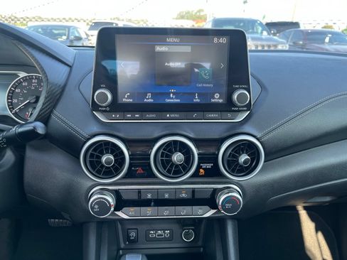 Used 2024 Nissan Sentra SV FWD image 10