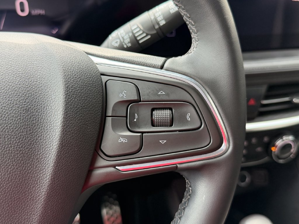 Used 2024 Buick Encore GX Sport Touring FWD image 15