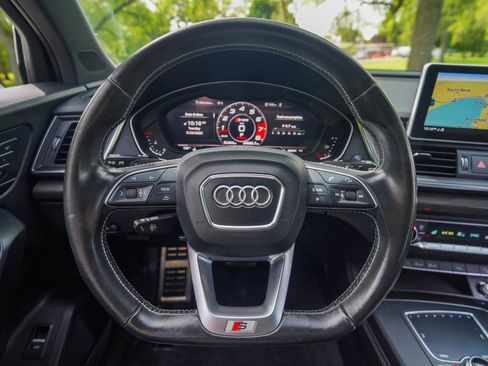 Used 2018 Audi SQ5 Premium Plus AWD/4WD image 15