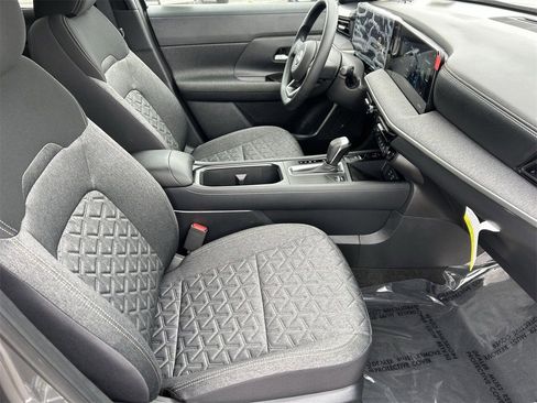 New 2026 Nissan Kicks SV FWD image 11