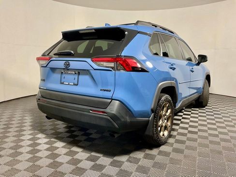 Used 2023 Toyota RAV4 AWD Hybrid image 17