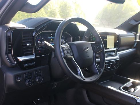 Used 2025 Chevrolet Silverado 2500 High Country w/ High Country Premium Package AWD/4WD image 17