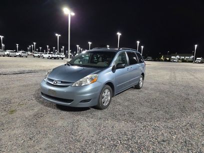 Used 2010 Toyota Sienna LE