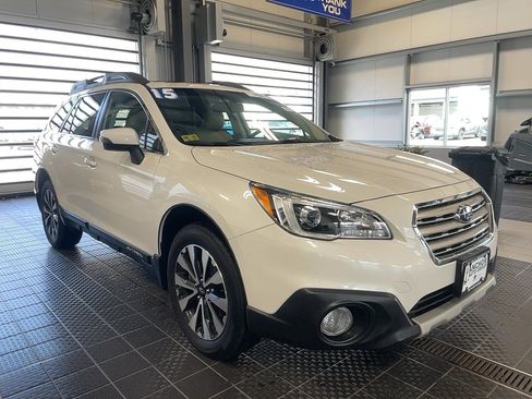 Used 2015 Subaru Outback 3.6R Limited image 1