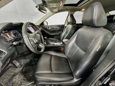 Used 2019 INFINITI Q50 Luxe w/ Essential Package (3.0T Luxe) image 21