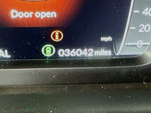 Used 2023 Honda Pilot Elite image 36