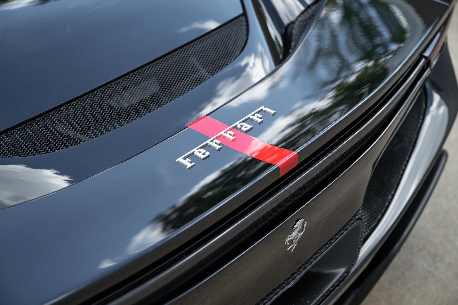 Used 2024 Ferrari 296 GTB RWD image 16