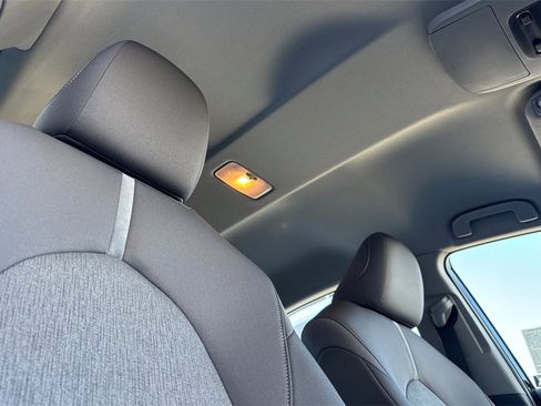 Used 2022 Toyota Camry LE image 18